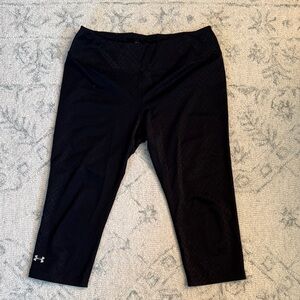 Under Armour Black cropped Leggings